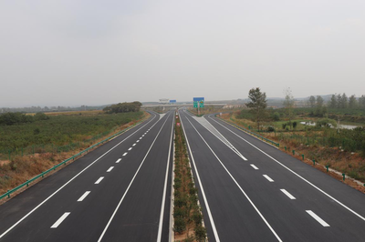 滁州至淮南高速公路滁州至定遠(yuǎn)段路面工程順利通過交工驗(yàn)收